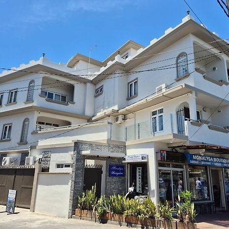 Monalysa Holidays Grand Baie Exterior photo