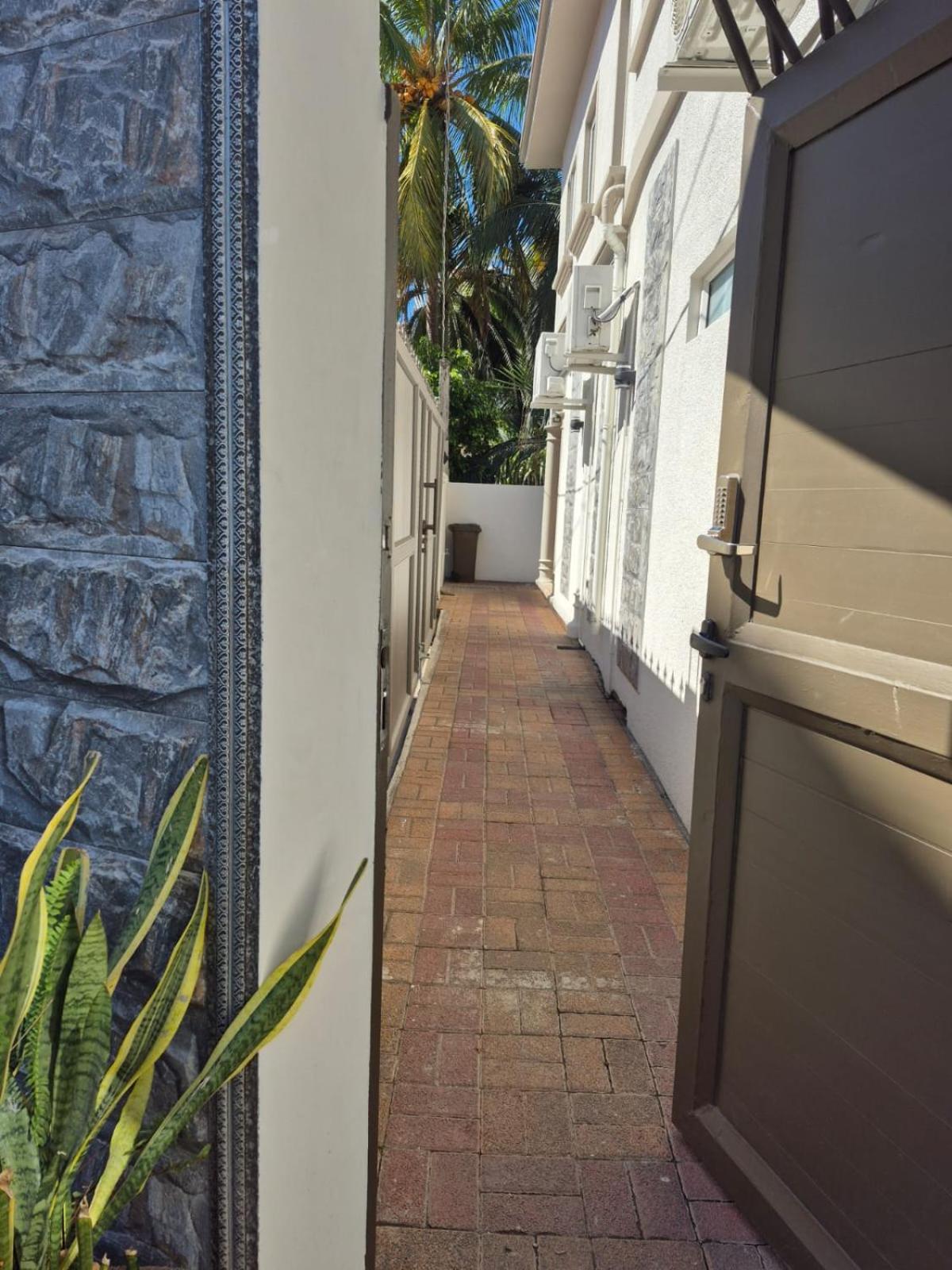 Monalysa Holidays Grand Baie Exterior photo